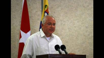 Rafael Ramírez presidió I Cumbre Presidencial Cuba-Venezuela