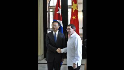 Cancilleres de Cuba y China