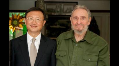 Fidel Castro y el Canciller Yang Jiechi
