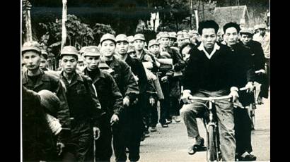 Fotograma de la peícula «Hanoi, martes 13»