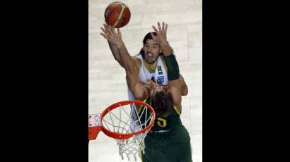 Luis Scola