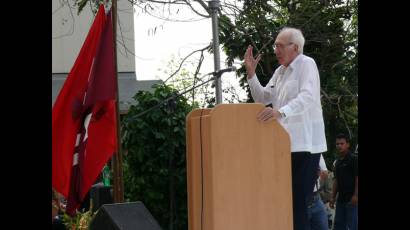 Presentan libro sobre Juan Pedro Carbó Serviá