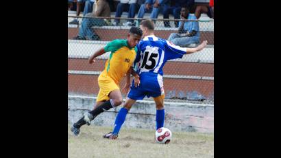 Fútbol cubano