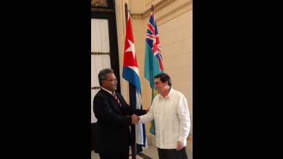 Cuba y Tuvalu