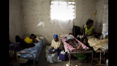 Enfermos de cólera en Dominicana
