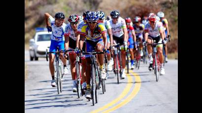 Ciclistas cubanos competirán en Venezuela y Argentina