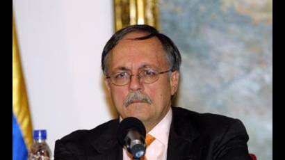 José Pertierra