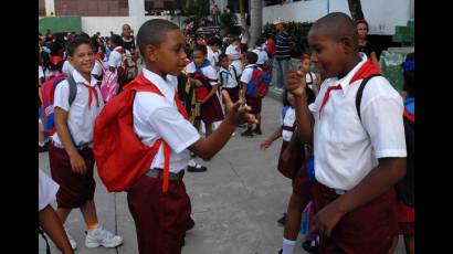 Programas de la revolución educacional