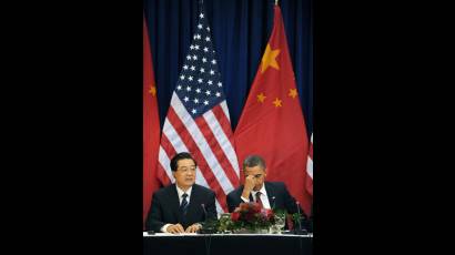 Presidente  Hu Jintao junto a Barack Obama