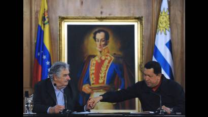 José Mujica y Hugo Chávez