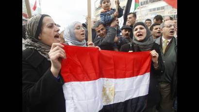Egipcios luchan por un cambio