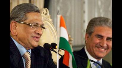 Secretarios de Exteriores de India y Pakistán