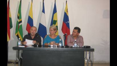 Presentación del libro Dos siglos de mitos mal curados