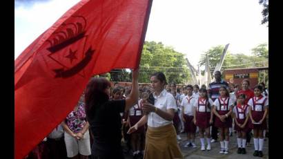 Acto de abanderamiento en Villa Clara