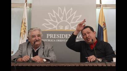 José Mujica y Hugo Chávez