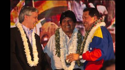 Chávez, Evo y Linera 