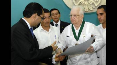 Armando Hart
