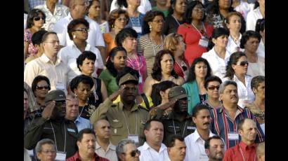 Revista Militar y desfile popular en la Plaza de la Revolución 