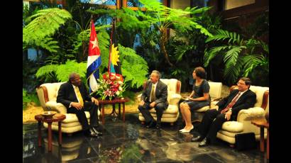 Winston Baldwin Spencer de visita en Cuba