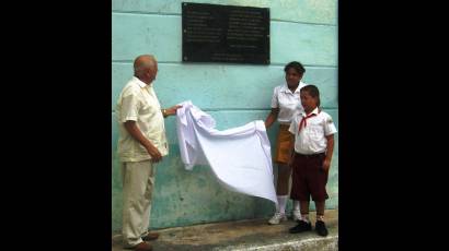 Primera placa develada en Cuba en honor a Balboa