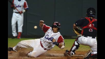 Cuba vence a Estados Unidos