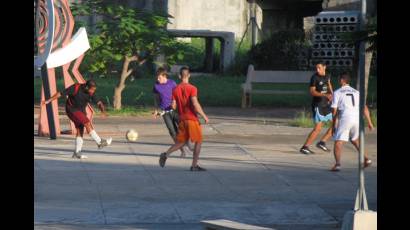 Fútbol en la calle