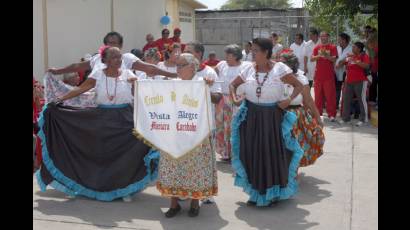 Adultos mayores desprotegidos por la seguridad social