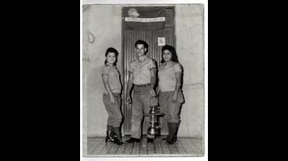 Hermanos tuneros Isabel, José e Inés Gonzáles Segura