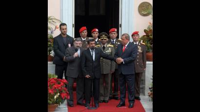 Chávez y Ahmadineyad 
