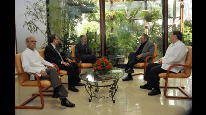 Recibe Raúl al Canciller de Brasil