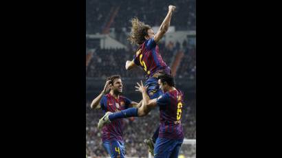 Carles Puyol celebra