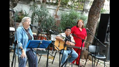  Sara González con Augusto Blanca.