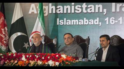 Karzai, Zardari y Ahmadinejad