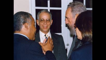El escritor jamaicano Norman Girvan en encuentro con Fidel