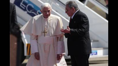 Recibe Raúl al Papa Benedicto XVI