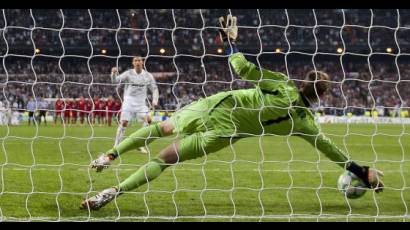 Neuer para la pelota