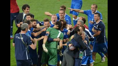 Italia celebra