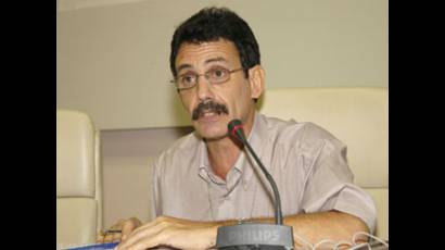 José L. Hernández