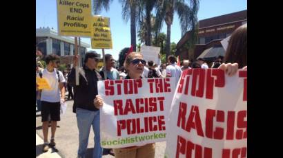 Paren a la policía racista