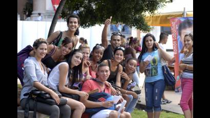 Jóvenes cubanos