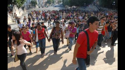 Jóvenes universitarios