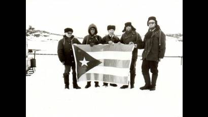 Cubanos en la Antártida