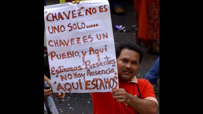 Concentración multitudinaria en Venezuela en apoyo a Chávez
