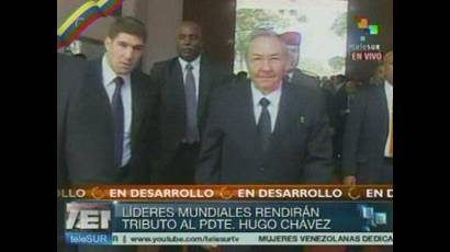 Raúl Castro a su llegada a la Academia Militar