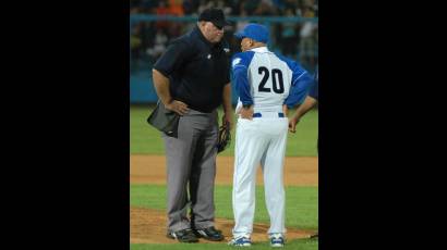 Los árbitros del béisbol