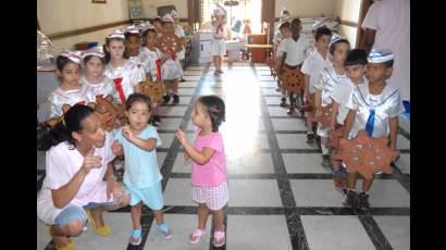 Círculos infantiles en Cuba
