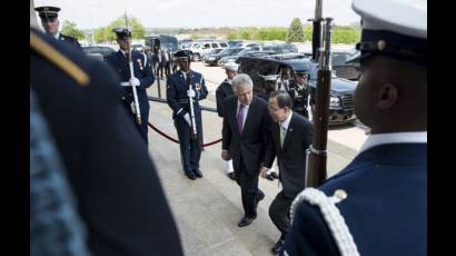 Ban Ki-moon visita el Pentágono