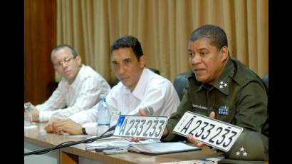 Nuevo cambio de chapa de identificación de los vehículos