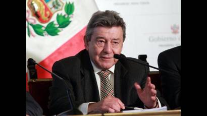 Renuncia canciller peruano Rafael Roncagliolo