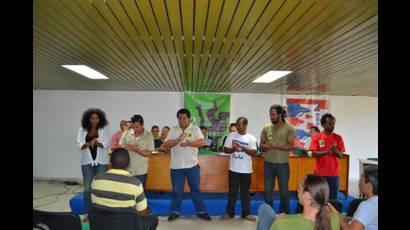 Seis de los siete delegados por Santiago de Cuba